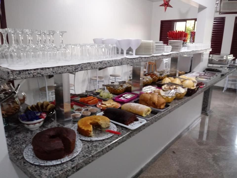 Giroto Hotel Realeza Buitenkant foto
